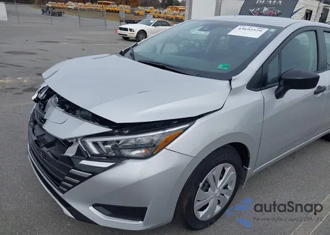 2025 Nissan Versa 1.6 S z USA, uszkodzony, nr VIN 3N1CN8DV7SL855662